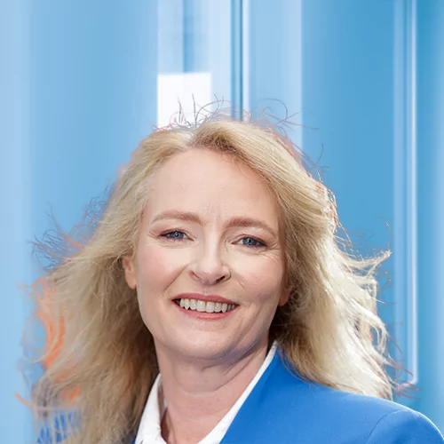 Jane Lyons Ireland Manager